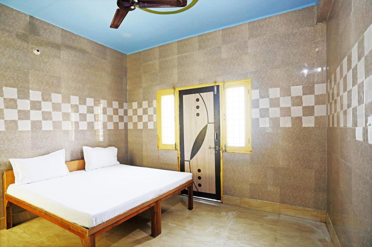 Hotel Oyo 44361 Shri Lajjaram Ashram Vrindāvan Exteriér fotografie